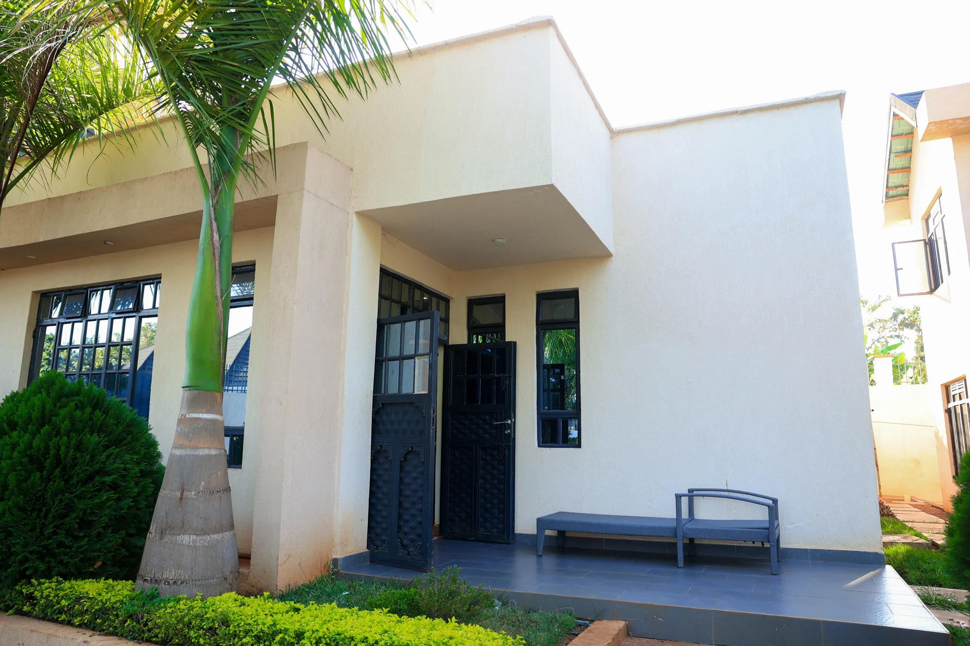 Guest House Exterior at Lela Residence